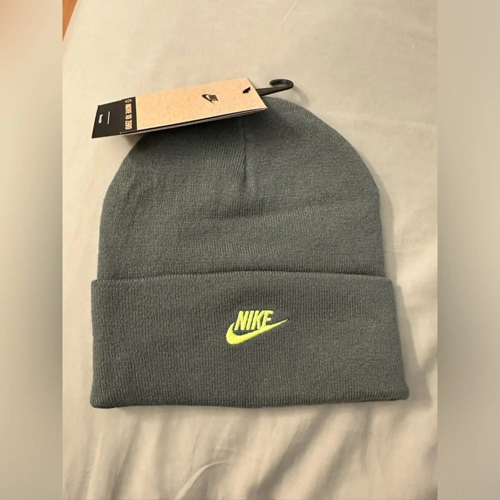 Nike Boys Reversible Beanie in Black, Gray and Neon Yellow